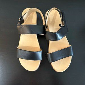 Nisolo Black Sandals in Size 10